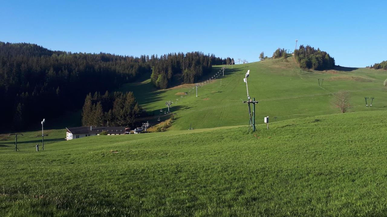 Apartmány a štúdiá Kamzík Donovaly Esterno foto