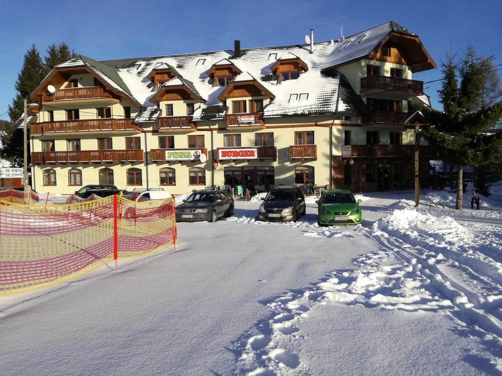 Apartmány a štúdiá Kamzík Donovaly Esterno foto